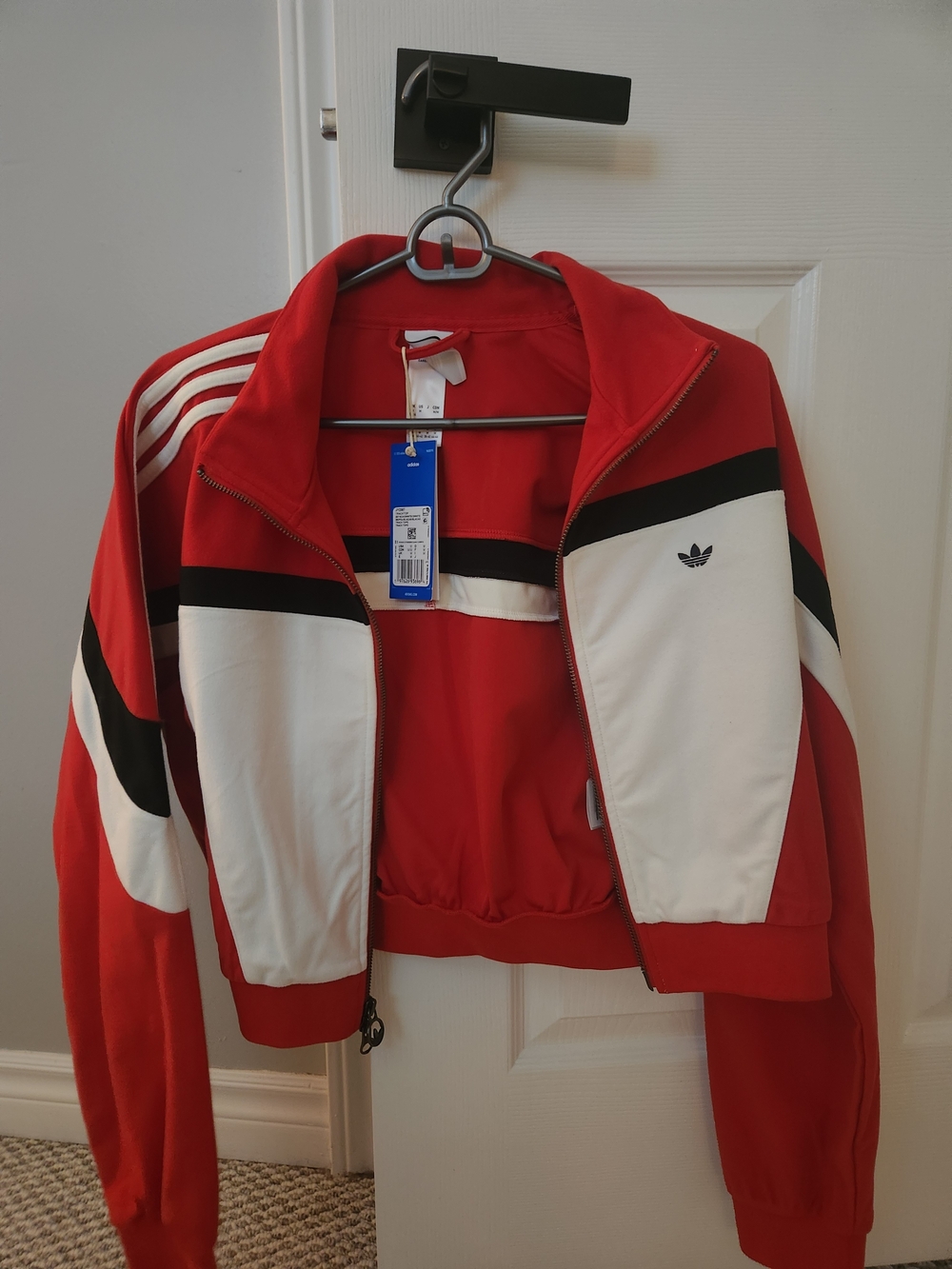 NWT adidas Retro Look Red White and Black Lightweight Track Jacket Size M